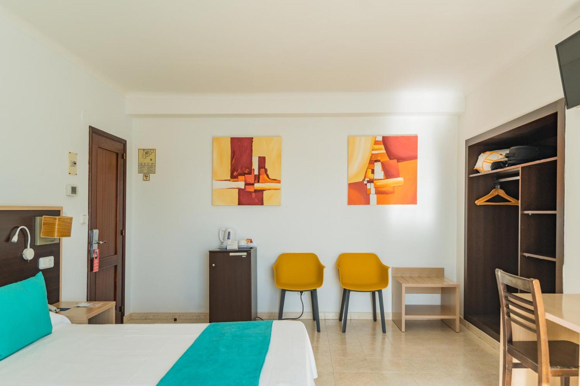 Hotel Orosol By Typic Hotels Sant Antoni de Portmany Extérieur photo